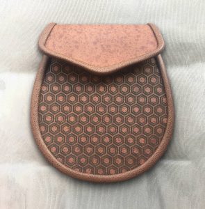 Brown leather day sporran with honeycomb pattern