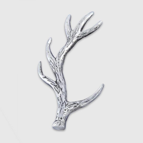 Antler kilt pin